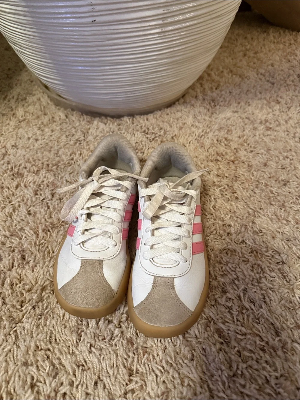 GIRLS' ADIDAS LITTLE KID VL COURT 3.0 SNEAKERS